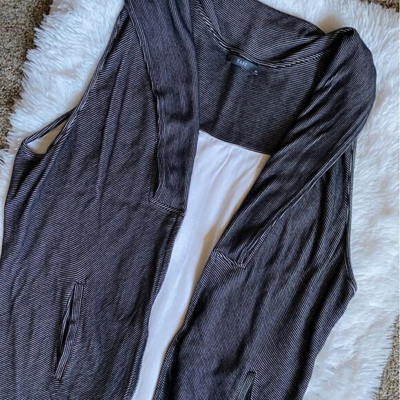 Tart Sleeveless Open Front Cardigan Vest Size XS - Picture 6 of 10